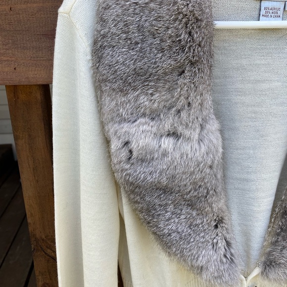 VINTAGE ADRIANNA PAPELL Fur Collar Cardigan - Picture 5 of 6